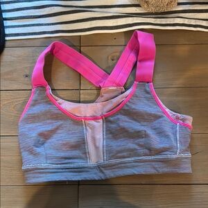 Lululemon my heart races Pink Striped Sports Bra size 6